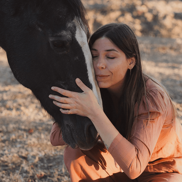 Clara Martín with her mare Bohemia